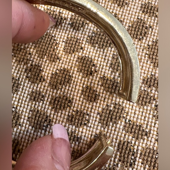 New Fornash ‘Gameday Chic’ Red Bangle Clamper Bracelet w Raised Gold Footballs - Picture 9 of 14